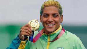 La carriera di fernanda garay inizia nel 2002 nella sociedade de ginástica porto alegre, club della sua città natale. Hccshl4km3qkrm