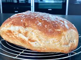 Mit Nur 6 Zutaten Und Wenig Aufwand Lasst Sich Diese Traumhafte Italienische Weissbrot Ciabatta Zubereiten Sieh Dir Italienisches Weissbrot Weissbrot Rezepte