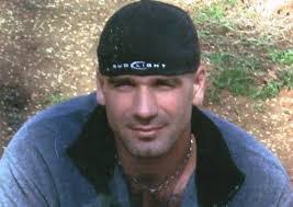 Sarah Caster's Instagram, Twitter & Facebook