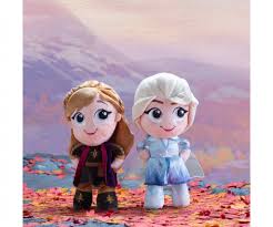 This time, elsa, anna and her company go on a long journey to the north to find out the truth of their native country, to reveal the ancient secrets of the royal family, as well as to understand the reasons for the appearance of magical abilities. Disney Frozen 2 Chunky Elsa 25cm Die Eiskonigin 2 Marken Www Simbatoys De