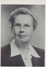 PROFESSOR LOUISE PETTIRONE SMITH