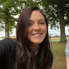 ⚡️🌺Hailey❤️‍🔥🍒 (@haileyy_wfhmom)