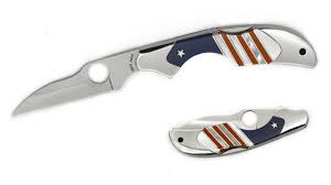 Spyderco Kiwi Lockback Pearl Coral And Lapis Us Flag Handle Vg10 Stainless Blade Knifecenter Sp75prwb Discontinued
