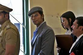 Actor randeep hooda, who portrays the infamous criminal in the movie, main aur charles, looks just as sinister and charming as the man. Film Review Main Aur Charles