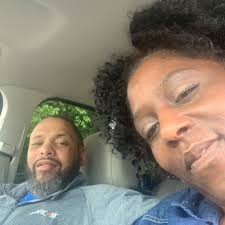 Keisha Franks and Robert King's Wedding Website