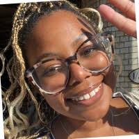 Bobbi Wright's Instagram, Twitter & Facebook