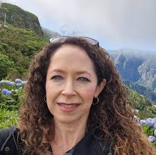 Hello, I'm looking for recommendations for a guide for the Jewish parts of  the city