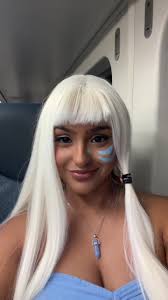 Aishwarya (@mudamnbi)