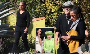 The royal wedding is over, which means meghan markle and prince harry have officially started their lives together. Doria Ragland Steps Out After Turning Down Queen S Christmas Invitate Doria Ragland Royal Christmas Meghan Markle Mom
