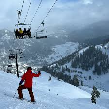 SEE YOU THERE! Event deets + ticket link in bio 🚀 @dirtynotsorry  @hawthorn_sf ~ #sfevents #sfhousemusic #bayarearavers #sfclubs #santacon  #dj #housemusicdj ~ San Francisco Santa Con Santa con events sf Santa con