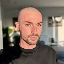 Overwhelmed to have won the Best Manager award at Harrods Awards for  excellence last night. You're only as good as your team, and I truly am the  lucky one to have the