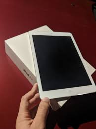 Browse new and used ipads for sale from across the uk. Ipad Air Used Second Hand Mobile Phones Tablets Tablets On Carousell