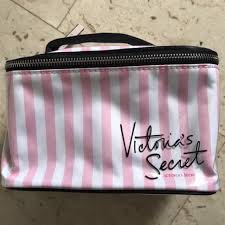 Get the lowest price on your favorite brands at poshmark. Victoria Secret Makeup Bag Malaysia Saubhaya Makeup