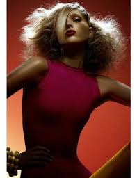 Elsa hosk clapped back at men who are offended by her breastfeeding photos, saying it's the most natural thing. find it interesting the amount of dm:s i get from men who get offended. Elsa Hosk Page 6 The Fashion Spot