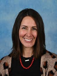 Jennifer Leiva's Instagram, Twitter & Facebook