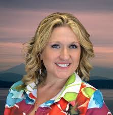 Tamara Bright's Instagram, Twitter & Facebook