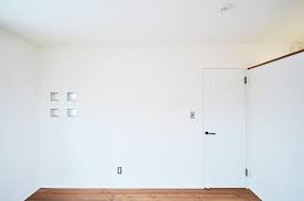 時を経ても色あせない 美しくアンティークになる家 札幌の注文住宅 新築 建売 土地探しなら竹内建設にお任せください ナチュラル アンティークな家など家族を育む快適な住まいをご提供するハウスメーカー 工務店です 札幌市内の土地情報 リフォーム 中古住宅