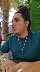 Yo antes pensaba que se los tragaba la lavadora jejej #gruñolovers  #JuanSilva #elgruñon #Durango #lavando #calcetines #calcetinesdivertidos  #calcetinesdeportivos #calcetinesbonitos #calcetinesoriginales  #CalcetinesPersonalizados LA INDIA YURIDIA ...