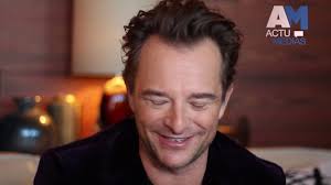 Paramètres , opens subtitles settings dialog. Interview David Hallyday 2019 Youtube