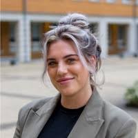 300+ "Mandy Den" profiles