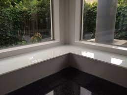 keukenglas over tegels in de vensterbank kitchenrenovation keukenrenovatie keukenglas splashback backspla keuken renovatie keuken tegels keuken achterwand