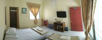 This chalet can accommodate 10 people max. Interesting Places In Malaysia Ex Rangers Chalet Janda Baik