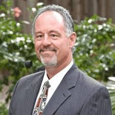 42 Customer Success Managers You Should Follow