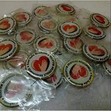 Project dimulai dari membuat logo. Badge Ksm Kami Sedia Membantu Shopee Malaysia