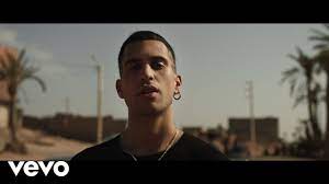 Vattene via che non mi importa più di te che te la scrivo a fare cercami nel barrio come se, come se fossimo al buio nella notte vedo te casa mia mi sembra bella. Mahmood Barrio Youtube
