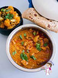 This easy chicken curry recipe from delish.com comes together faster than it takes the takeout guy to get to you. Quick And Easy Indian Chicken Curry In 15 Minutes Veena Azmanov