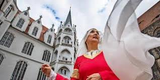 Das unternehmen, das 1863 als kachelproduzent startete, ist heute ein weltweit agierender komplettanbieter für qualitativ hochwertige. Produktion Steht Bei Meissen Keramik Vor Dem Aus