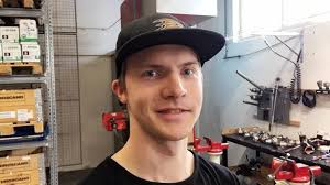 Tjatade mig kvar en säsong"