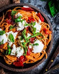 Tomato Pasta With Burrata And Basil By Alenafoodphoto Quick Easy Recipe The Feedfeed Recipe Pasta Dishes Food Recipes