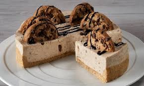 Tante ricette per preparare dei dolci semplici, veloci e sopratutto gustosi con procedimento e foto passo passo.per preparare dei dolci deliziosi senza commettere errori mi raccomando la precisione !!! Torte Di Compleanno Estive 5 Idee Golose Per Un Giorno Speciale Dolcidee
