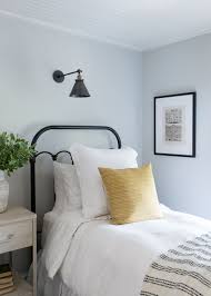 Though the designer isn't a big fan of trends, she shared with us five elements she's eager to try in her family's farmhouse this year. 110 Bedrooms Ideas In 2021 Fixer Upper Bedroom Decor Bedroom Design