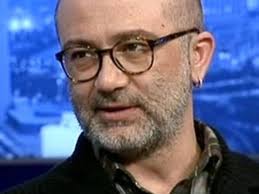 Durul bazan 2000 yılında çarli i̇ş başında isimli dizide tarkan rolüyle televizyona adım atmıştır. Durul Bazan Atesbocegi Metin Kac Yasinda