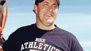 BLAST FROM THE PAST PROFILE INDIGENOUS ROUND BRAD DRAPER Where did you come  from: Born in Sydney but grew up around Cowra and Canowindra. I arrived  with Hawks in the early 90's.