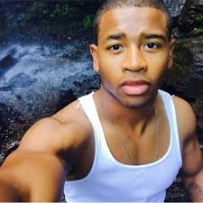 Marcel Bryan (@UniqueBryan)