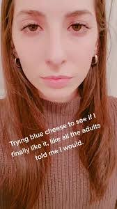 Genevieve Springer's Instagram, Twitter & Facebook