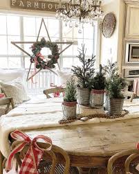 Rustic Star With A Christmas Wreath Farmhouse Decorating Ideas Holiday Decor Farmhouse Christmas Decor Christmas Decorations Rustic Farmhouse Style Christmas