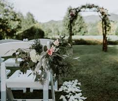Are you planning a wedding in asheville, north carolina this year? Wedding Services Urban Farm Girl Flowers
