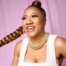 Launi King's Instagram, Twitter & Facebook