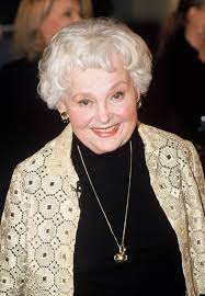 She was married to the composer gerhard bronner and the actor holger hagen. Ich Heirate Eine Familie Das Wurde Aus Den Darstellern Darsteller Ich Heirate Eine Familie Alte Filme