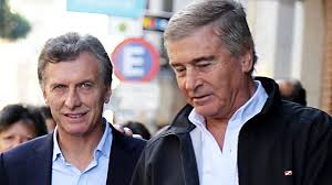 La famosa conductora de televisión y cocinera argentina, se vio envuelta en una tendencia vía twitter, luego de. Imputaron A Macri Y Aguad Por El Acuerdo Del Gobierno Con El Correo Infobae