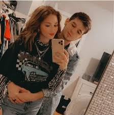 Unexpected dad shayden massey continues to live quite the eventful life after his split from lexus scheller late last year. Unexpected Fanpage Posts Facebook