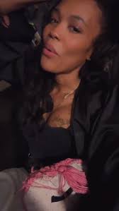 Name the artist. ……. She’s doesn’t get enough appreciation in my book.