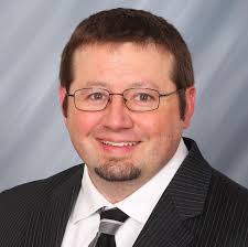 Ron Rinehart's Instagram, Twitter & Facebook