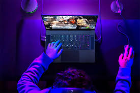 صورة توضح مراجعة شاملة: أفضل لابتوبات للبرمجة والعمل الحر لعام 2025 | موقع تقني لايف