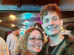 April Rife's Instagram, Twitter & Facebook