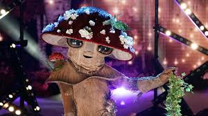 A beverly hills resident dressed as a. The Masked Singer Group C Finals Mushroom Keeps Changing It Up Recap Tv Insider